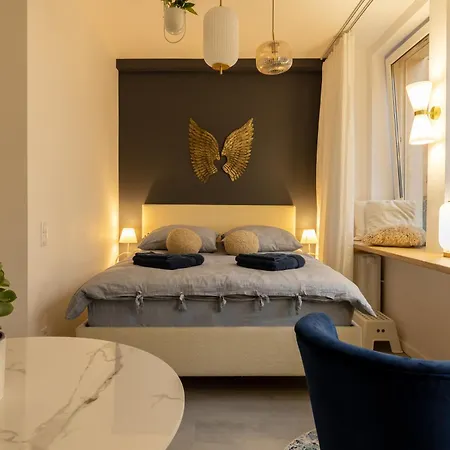 Romantic Hoza Downtown Warschau