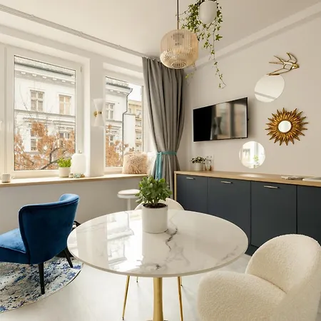 Apartment Romantic Hoza Downtown Warsaw
